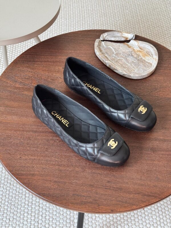 Chanel Ballet Flats Calfskin