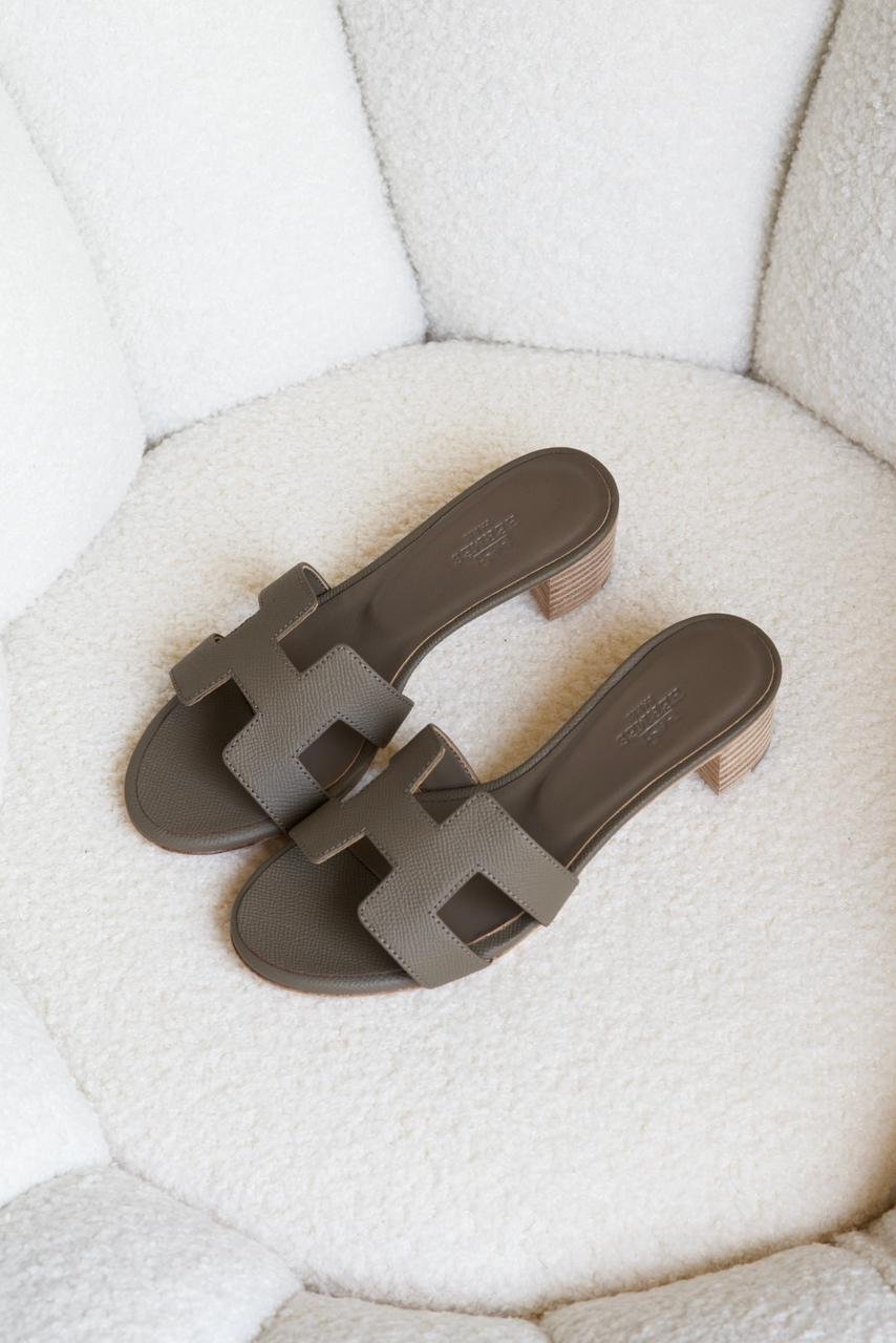 Hermes Oasis sandal