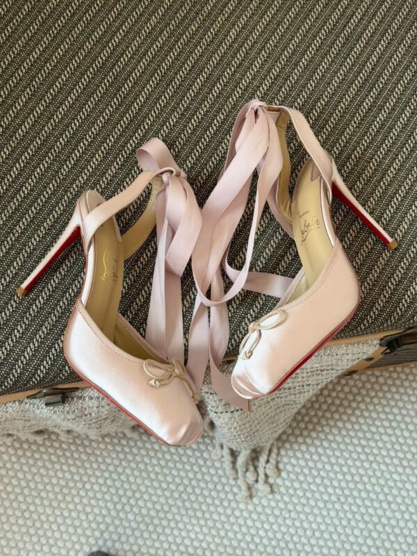 Louboutin Cassia Lace Up 100mm
