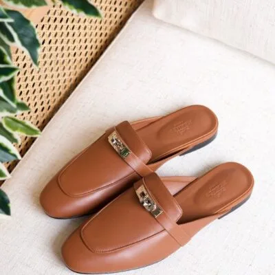 Hermes Oz mule