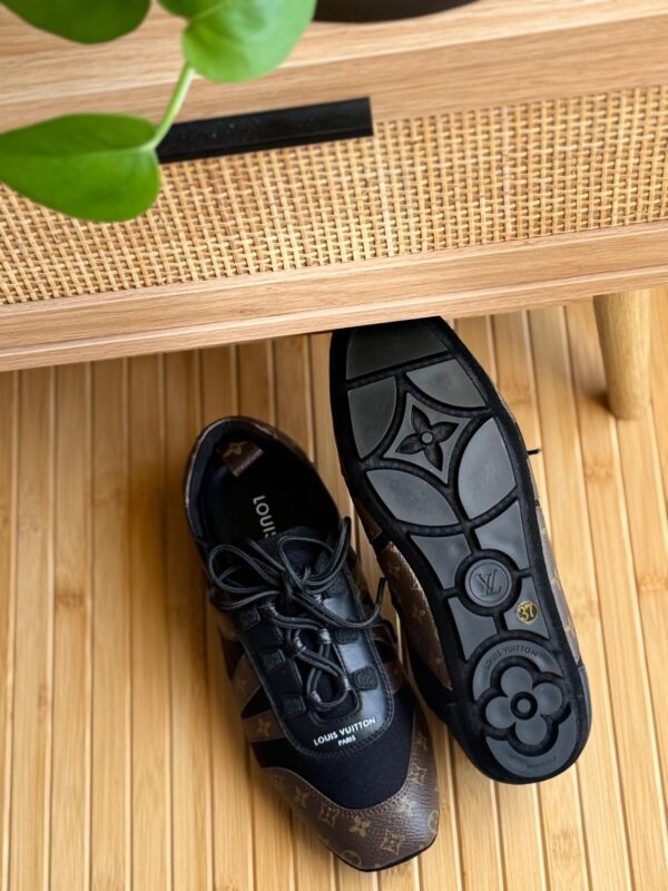 LV Sneakerina