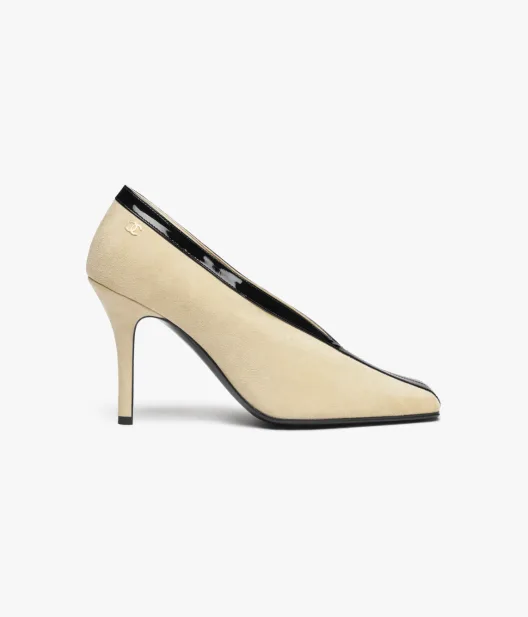 Pumps Chanel Shoes