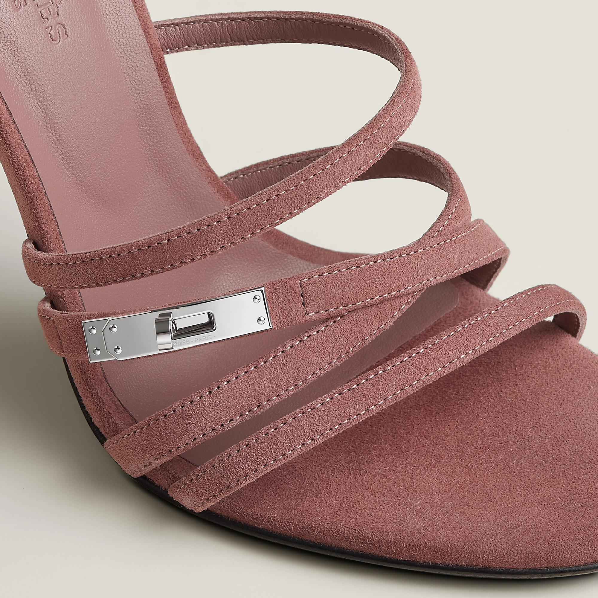 Hermes Lipstick 105 sandal