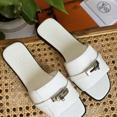 Elegant Classic Leather Flats | Timeless Comfort Shoes - View 34
