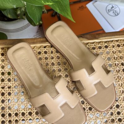 Elegant Classic Leather Flats | Timeless Comfort Shoes - View 13
