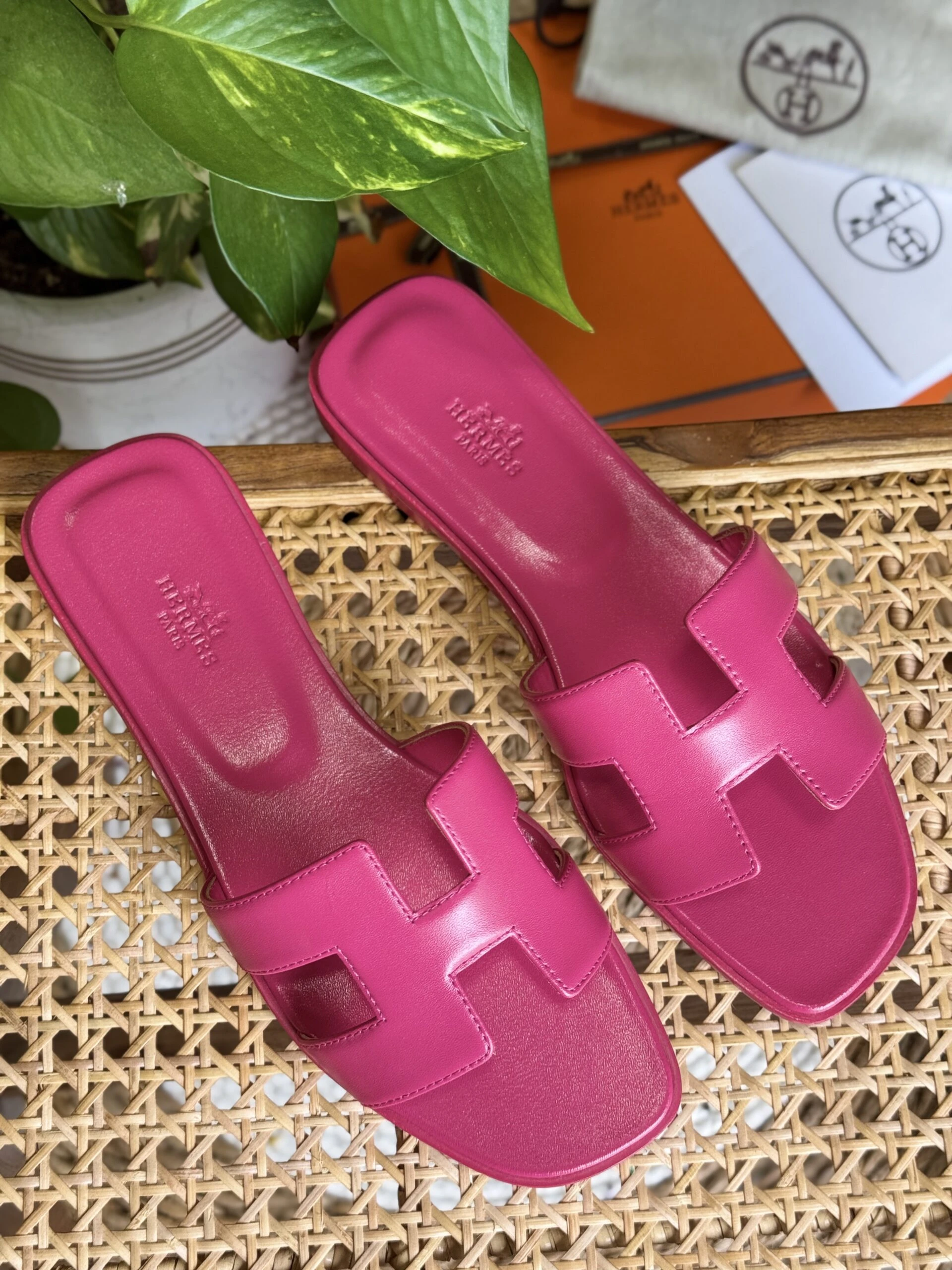 Elegant Classic Leather Flats | Timeless Comfort Shoes - View 10