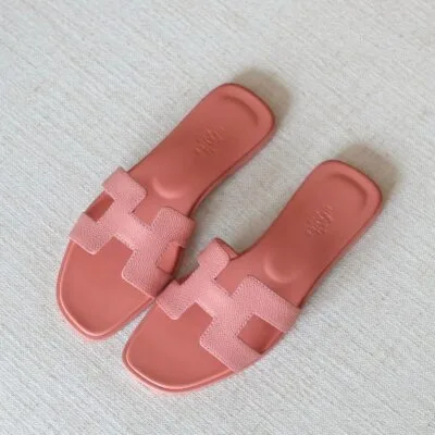 Light pink epsom