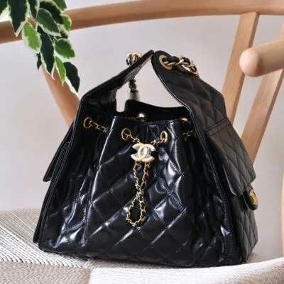 Shining Black