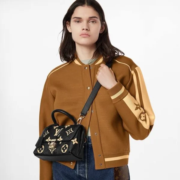 LV Madeleine 24cm bag