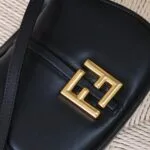 Fendi C'mon mini crossbody 19cm bag