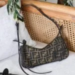 Fendi Simply 22cm bag