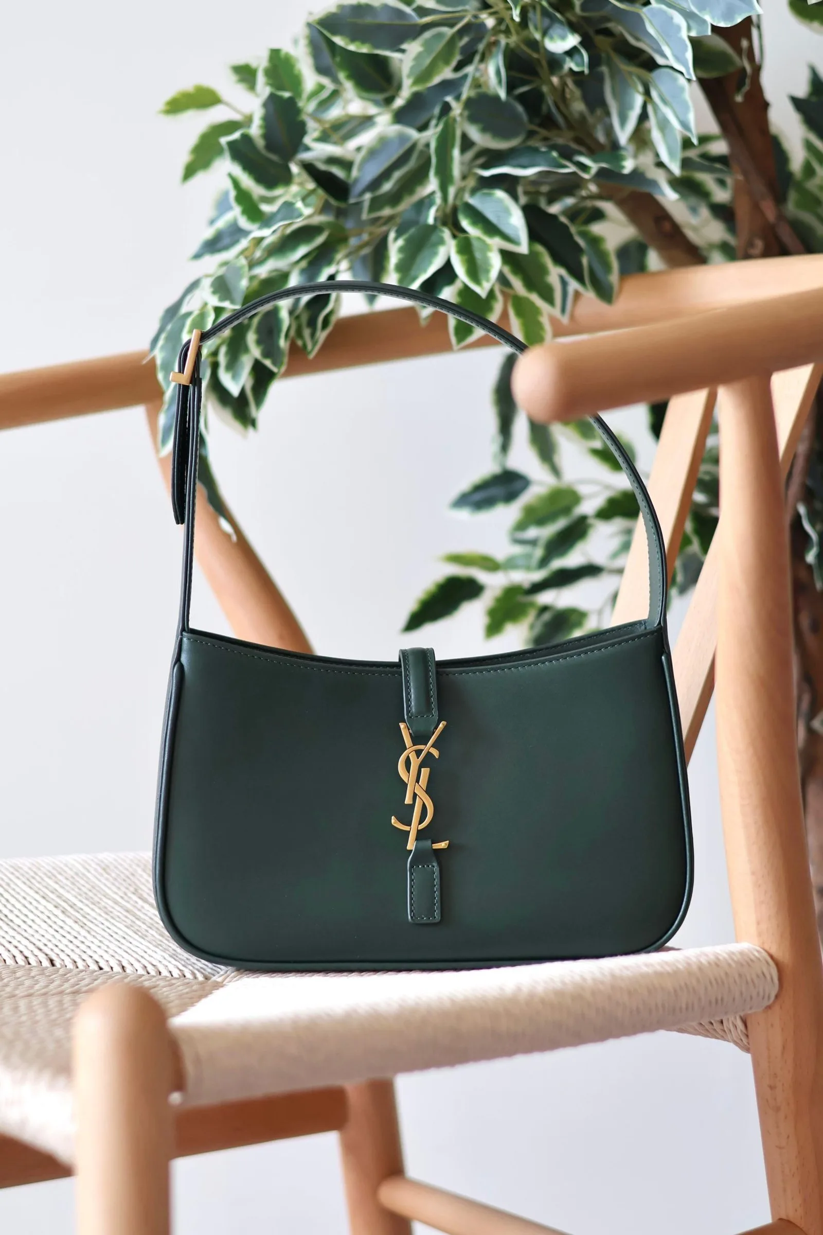 YSL Le 5 À 7 Hobo 24cm Bag