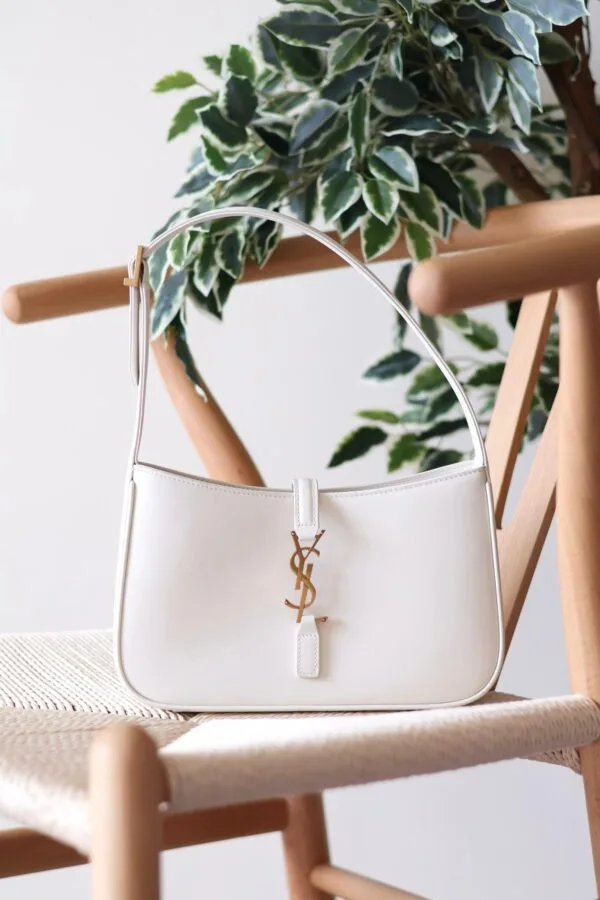 YSL Le 5 À 7 Hobo 24cm Bag