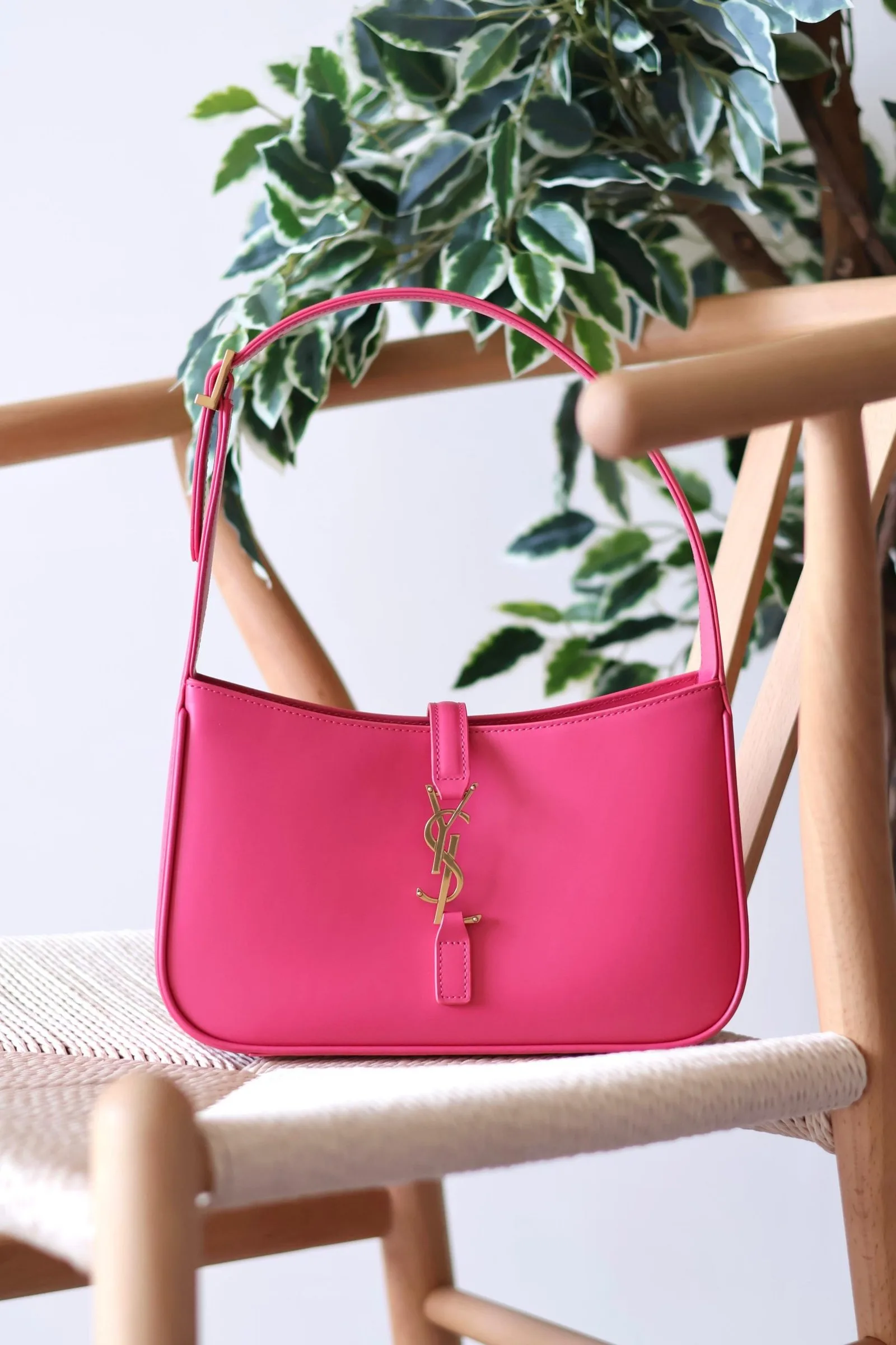YSL Le 5 À 7 Hobo 24cm Bag