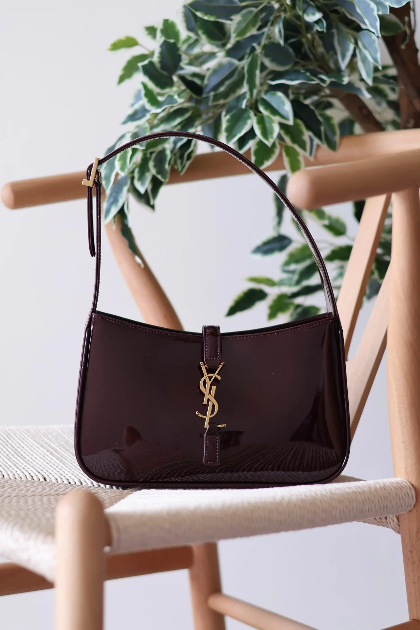 YSL Le 5 À 7 Hobo 24cm Bag