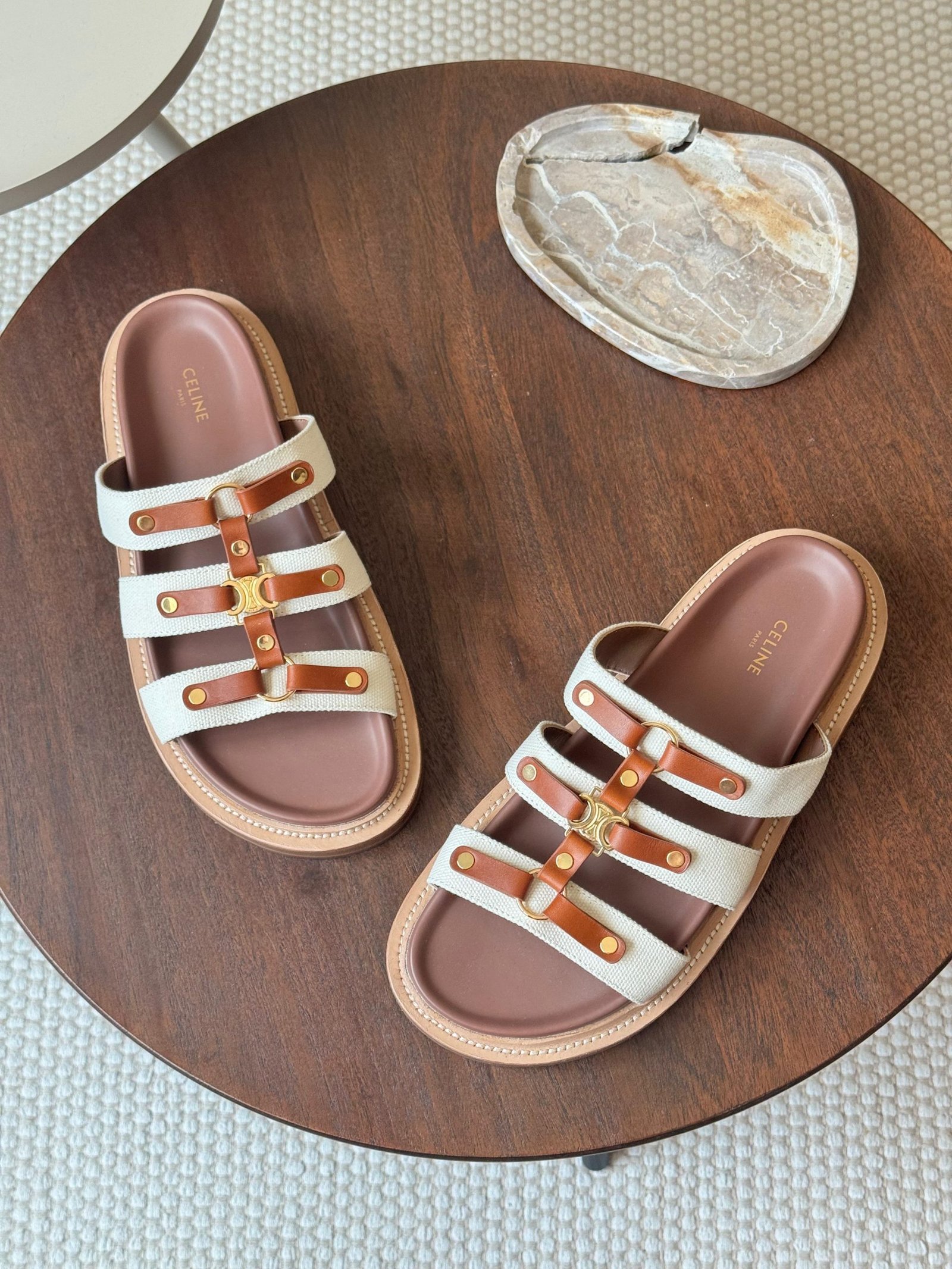 Celine Tippi Slide
