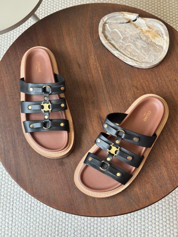 Celine Tippi Slide