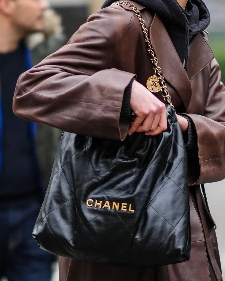 Chanel 22 handbag
