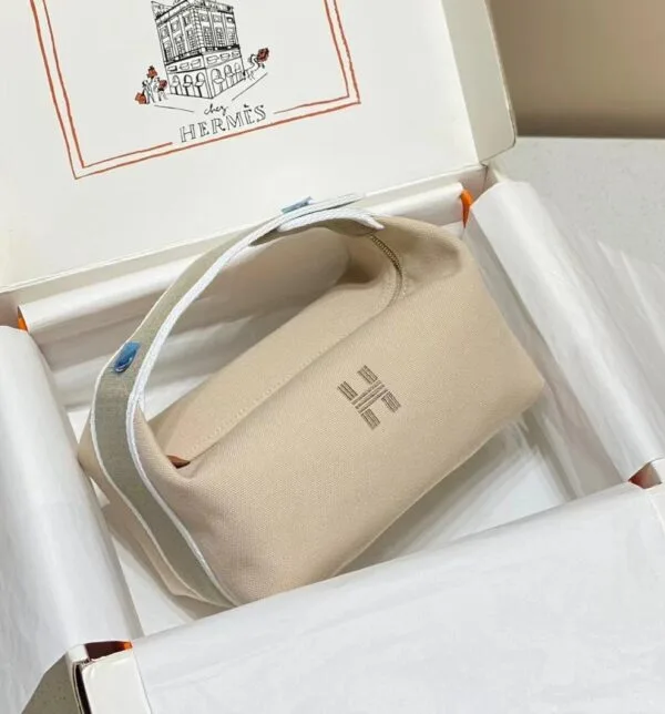 Hermes Bride-a-Brac case