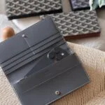 Minimal Long Zip Wallet for Everyday Elegance