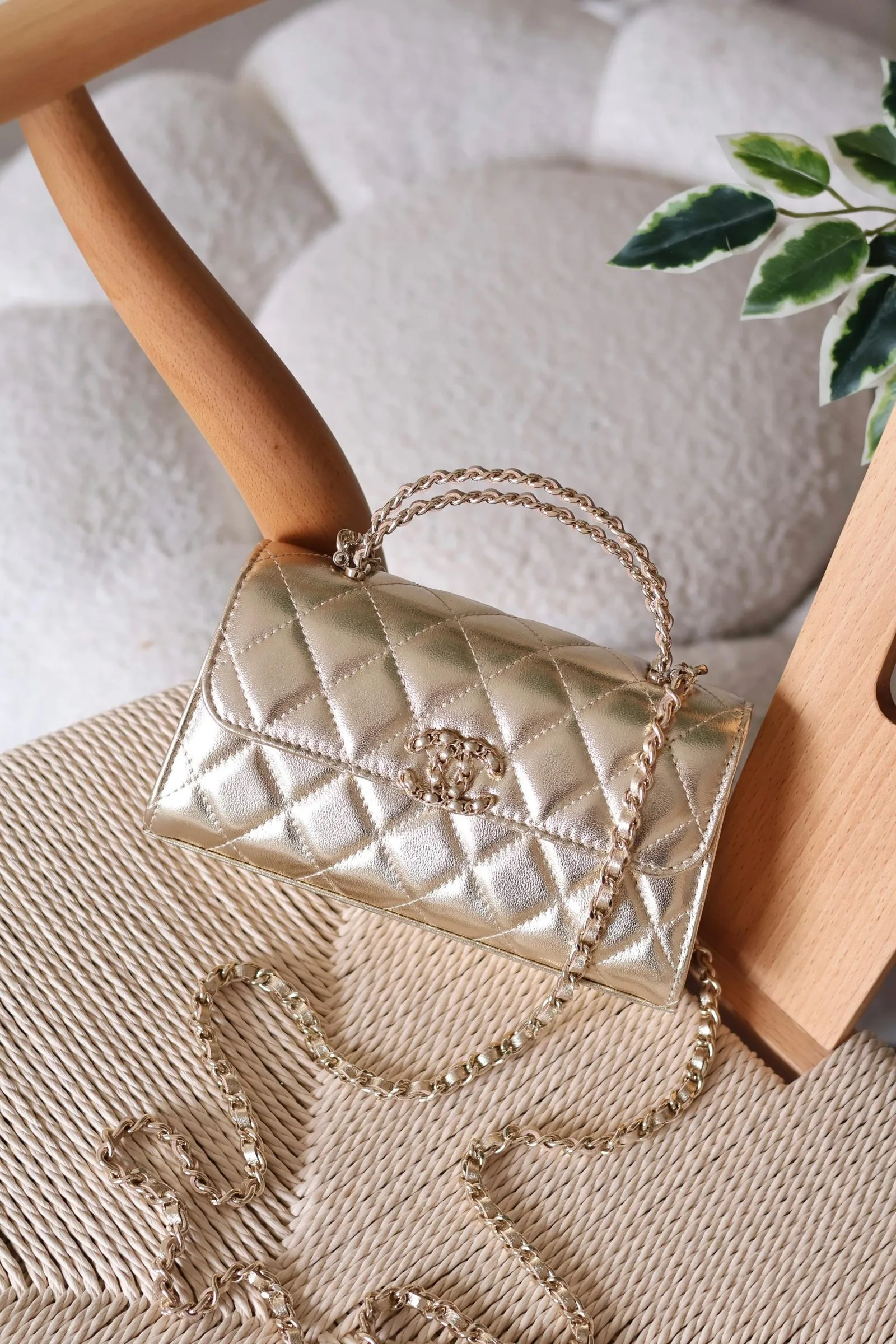 Chanel 19cm Clutch bag