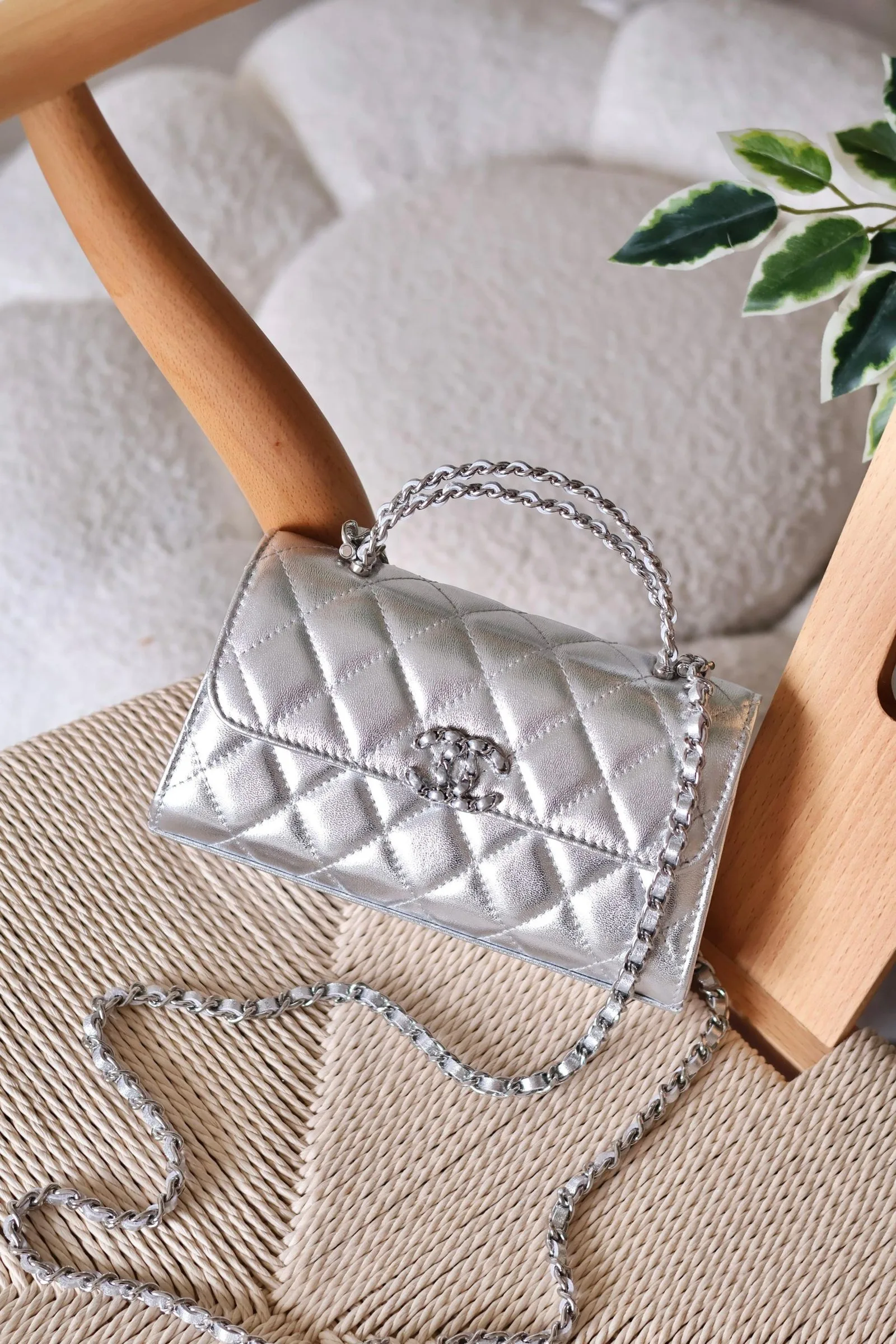 Chanel 19cm Clutch bag