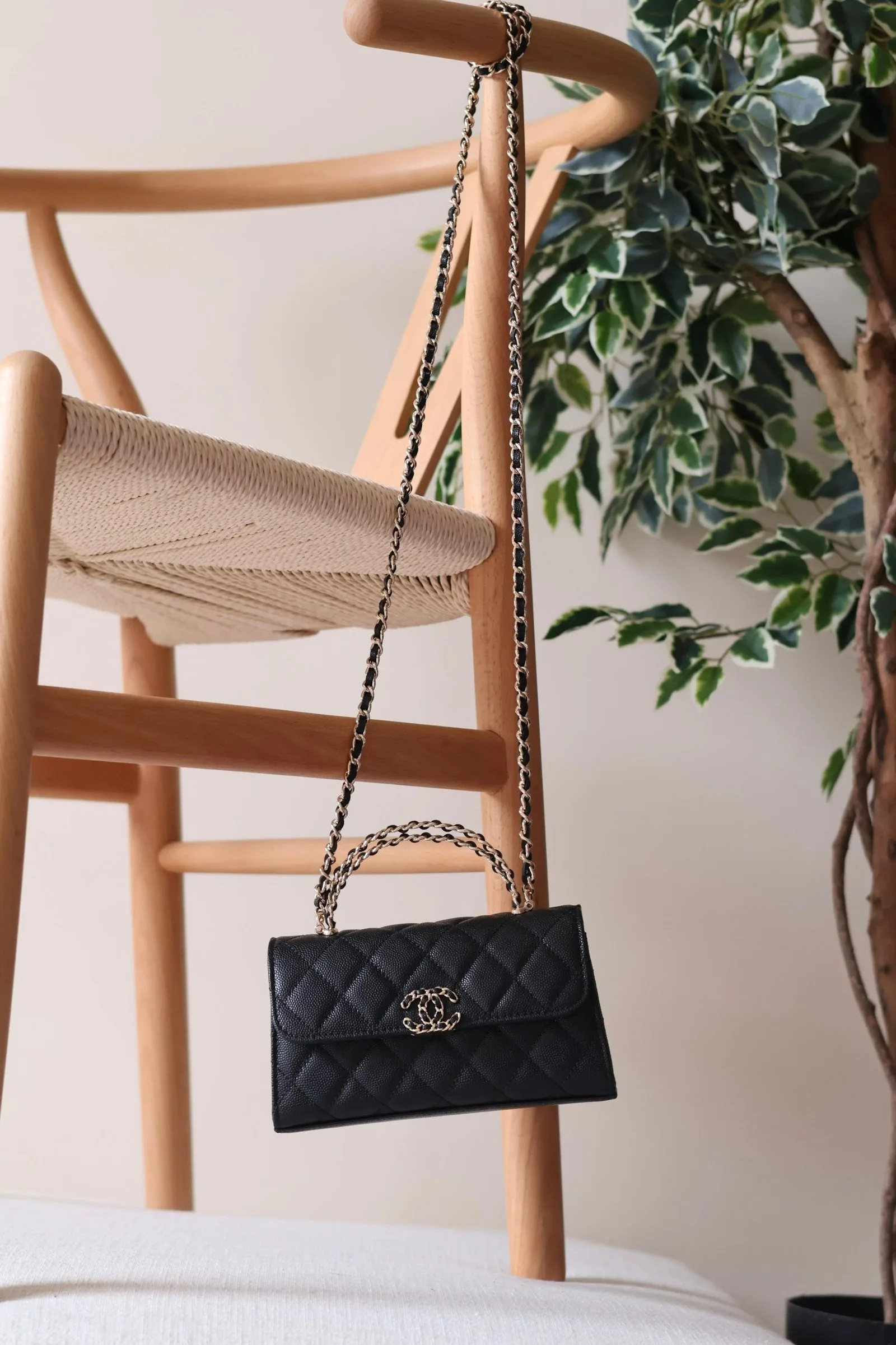 Chanel 19cm Clutch bag