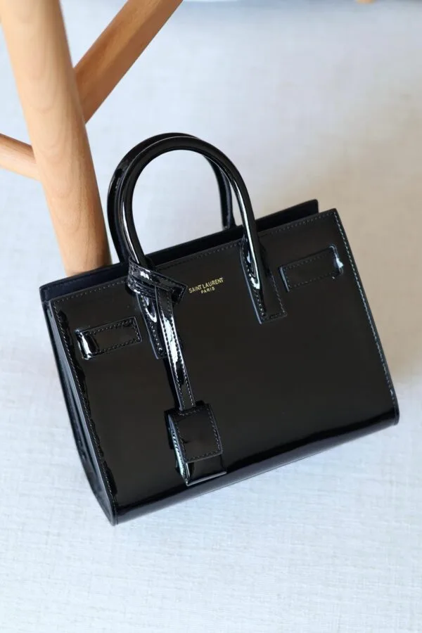 YSL 22cm bag