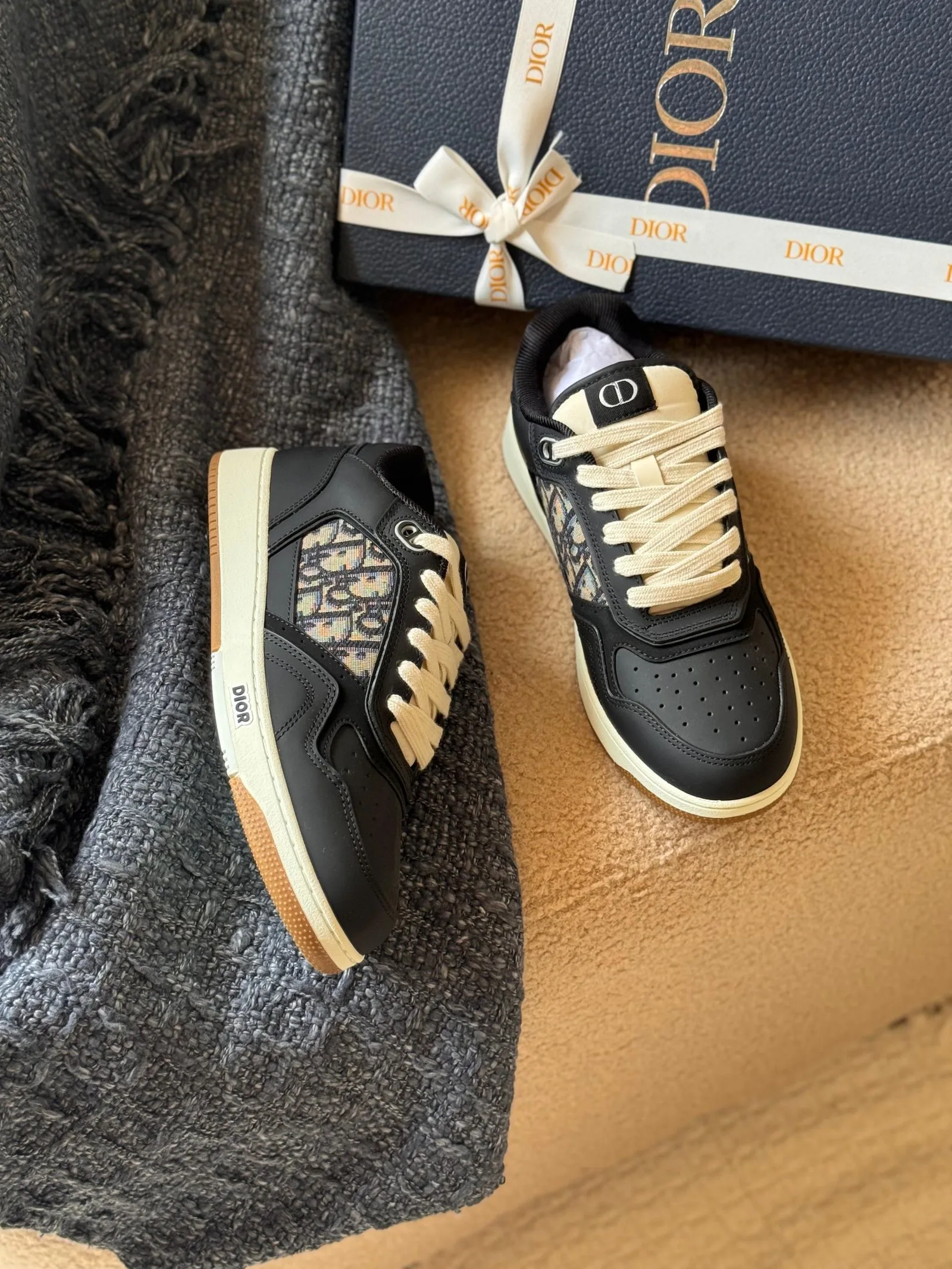 Dior B27 Uptown Low-Top Sneaker