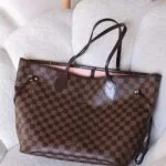 Louis Vuitton Neverfull MM bag