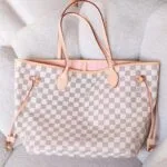 Louis Vuitton Neverfull MM bag