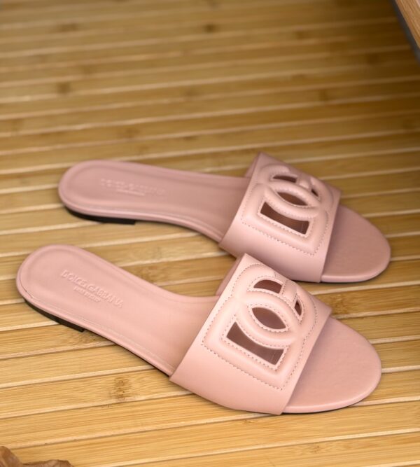 Calfskin slides with DG Millennials logo