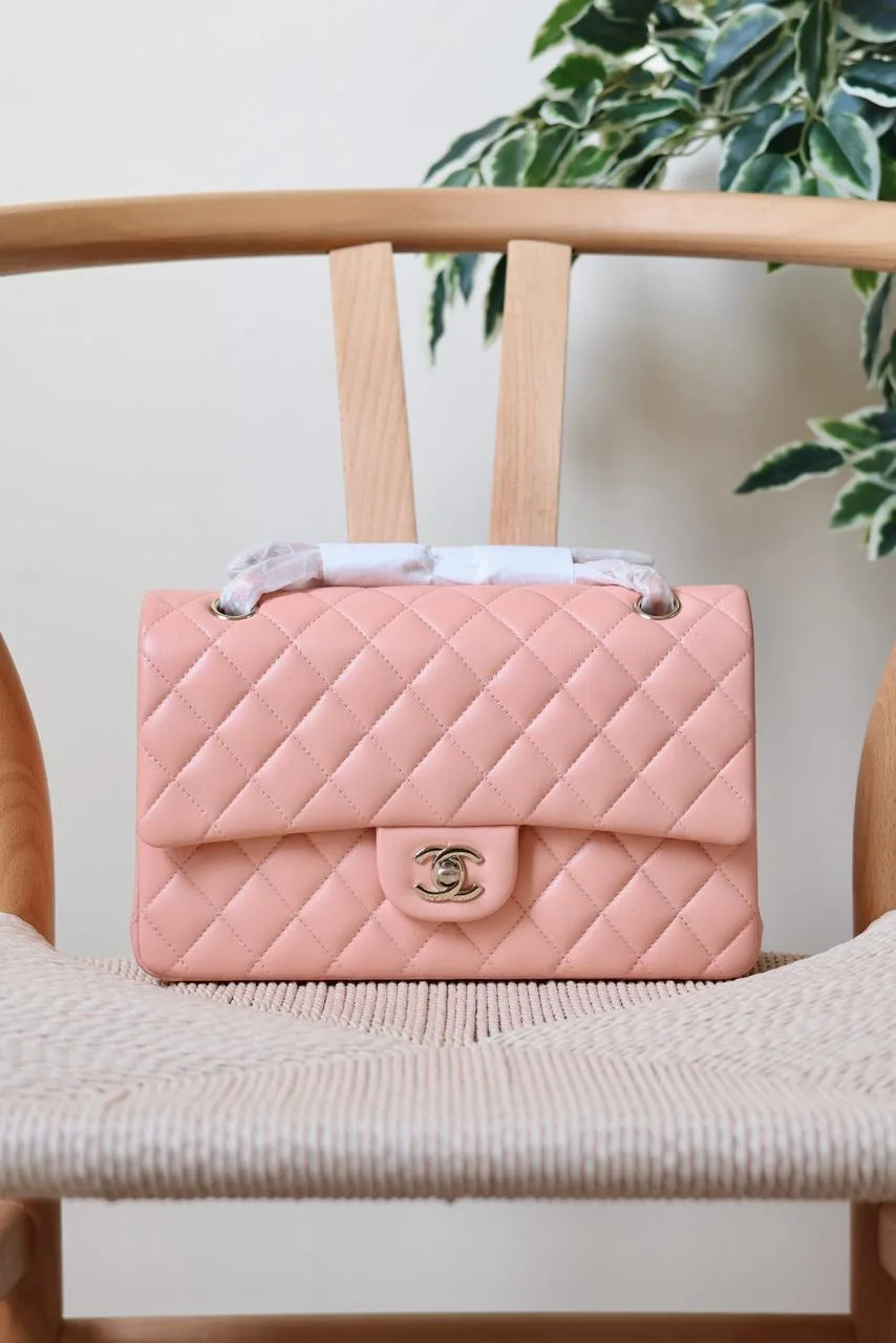 25cm Designer Flap Bag – Chanel Style | Dubai