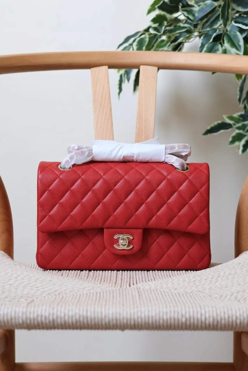25cm Designer Flap Bag – Chanel Style | Dubai