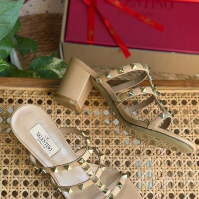 Pointed-Toe Slingback Heels - Detail Close-up