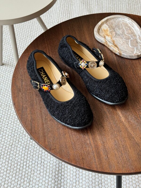 Chanel Mary janes tweed ballet flats