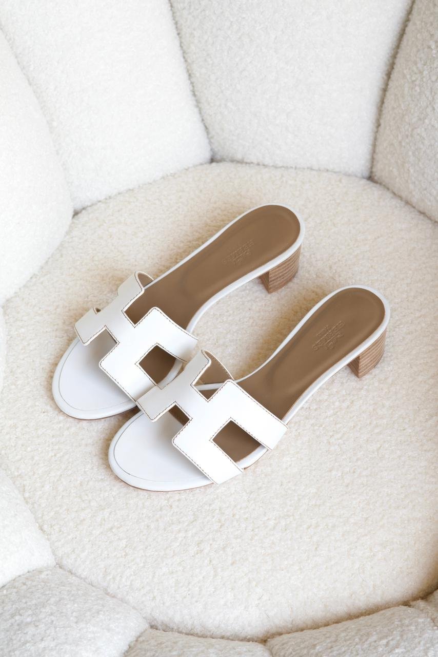 Hermes Oasis sandal