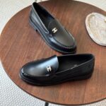 Chanel CC slingback loafers - Close