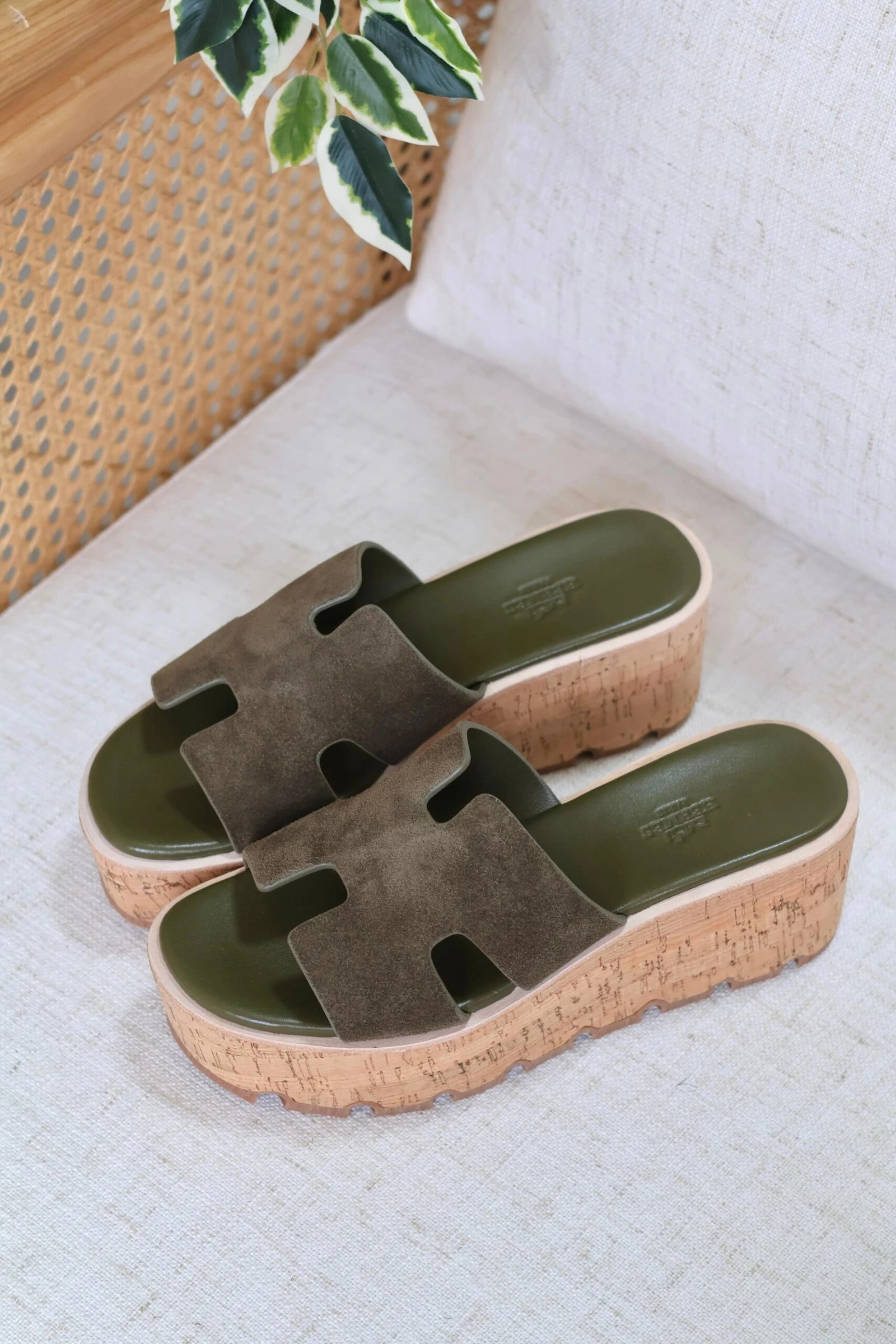 Hermes Eze 30 sandal